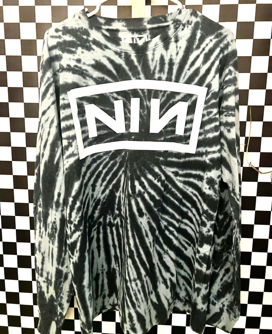 Nine Inch Nails - Long Sleeve T-shirt (Logo Wash)